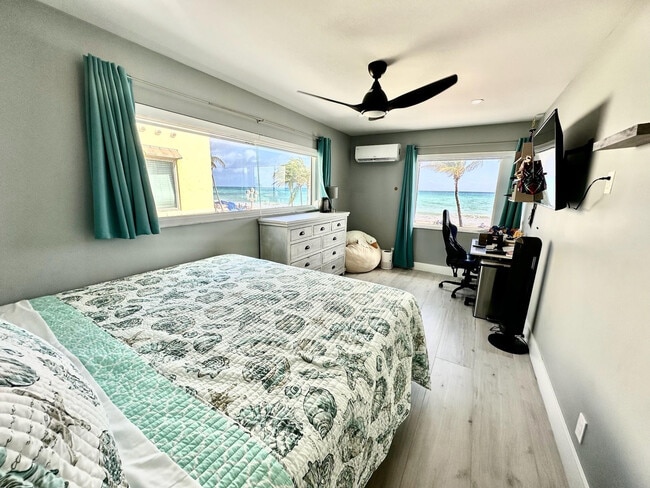 Photo - 2201 N Surf Rd