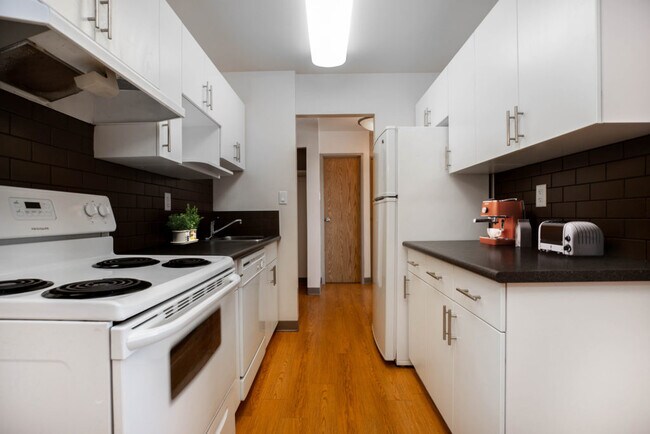 Photo - 70 Donwood Dr Unit 968