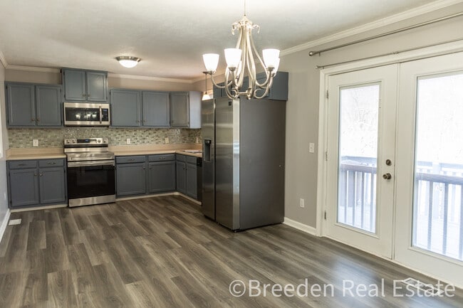 Photo - 220 Sequoyah Cir