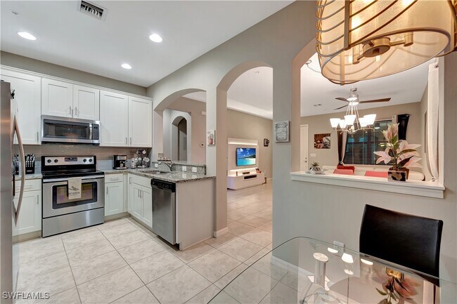 Photo - 1443 Santiago Cir Unidad 2202