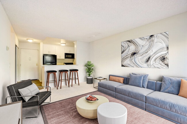 Photo - Mariposa Gardens