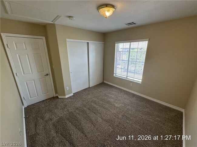 Photo - 8465 Adams Valley St