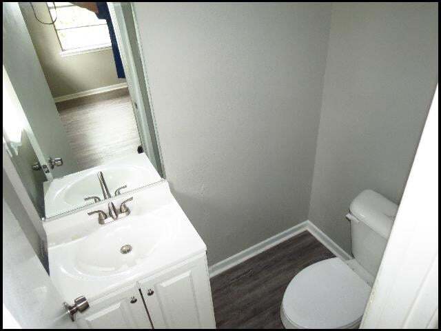 Photo - 5408 Halifax Dr