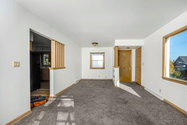 Photo - 2137 S 71st St