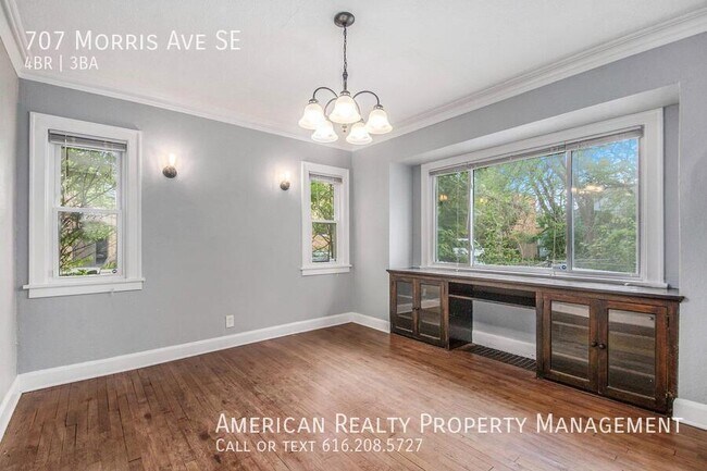 Photo - 707 Morris Ave SE