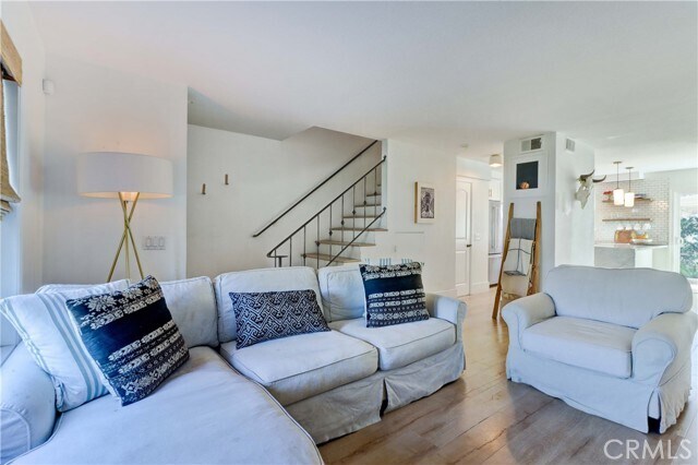 Photo - 1521 Cornwall Ln