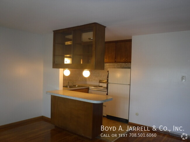 Building Photo - Immediate Occupancy, one bedroom Unit 006 C03 Rental