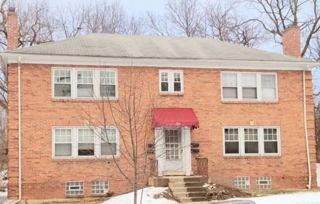 Building Photo - 24 W Tulane Rd Unit Apt B