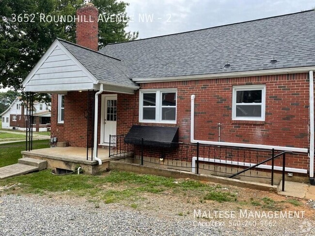 Building Photo - 3652 Roundhill Ave NW Rental
