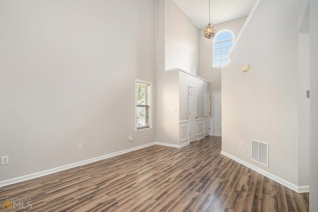 Photo - 1463 Evanston Ln