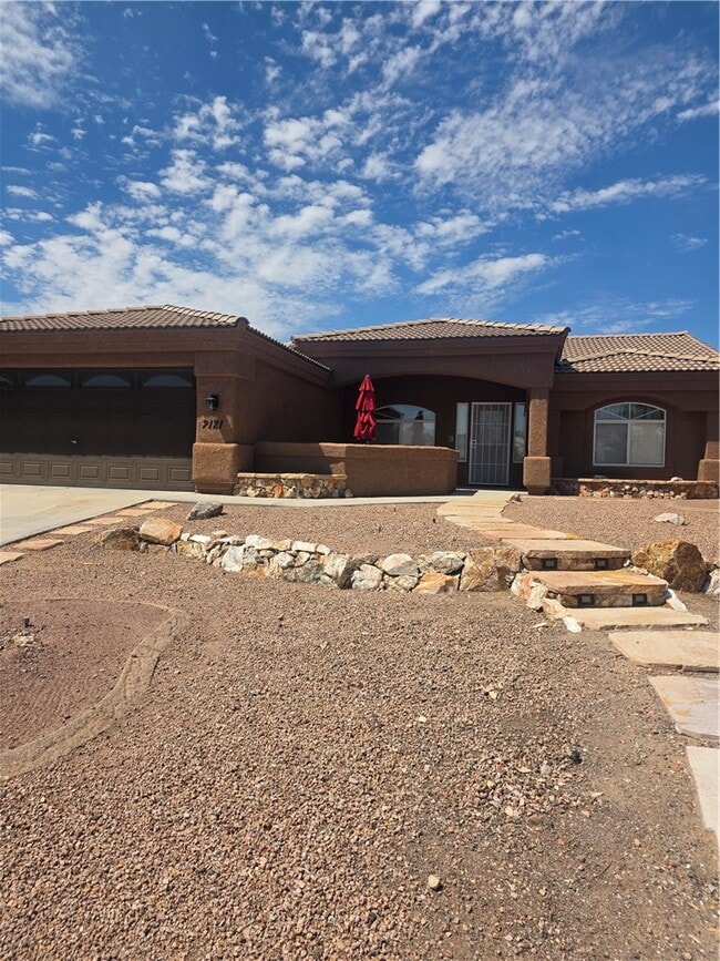 Photo - 2121 Desert Lakes Dr