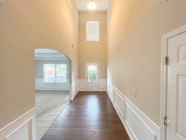 1086 Blind Brook Cir