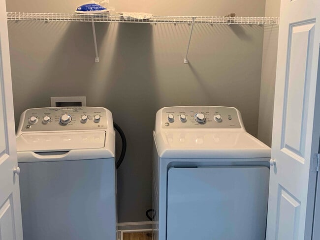 Photo - 3105 Bolton Square Blvd