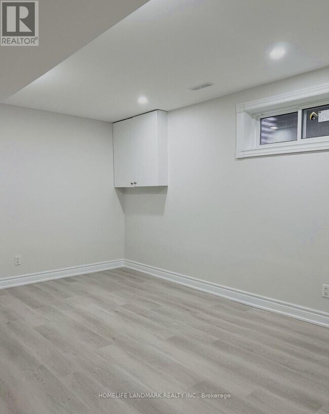 Photo - 144 Raymerville Dr