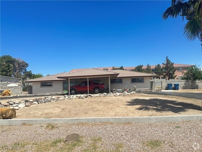 Building Photo - 2186 Gabriel Dr Rental