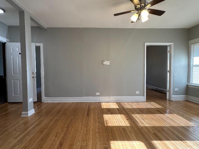 856 N Mayfield Ave Unit 2S