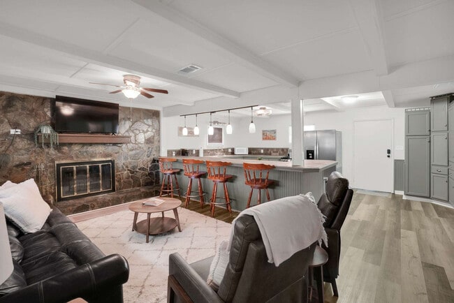 Photo - 115 Hale Loop Unidad SI ID1519891P