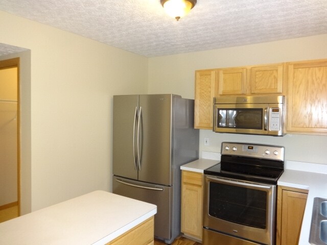 Photo - 256 Westedge Ct