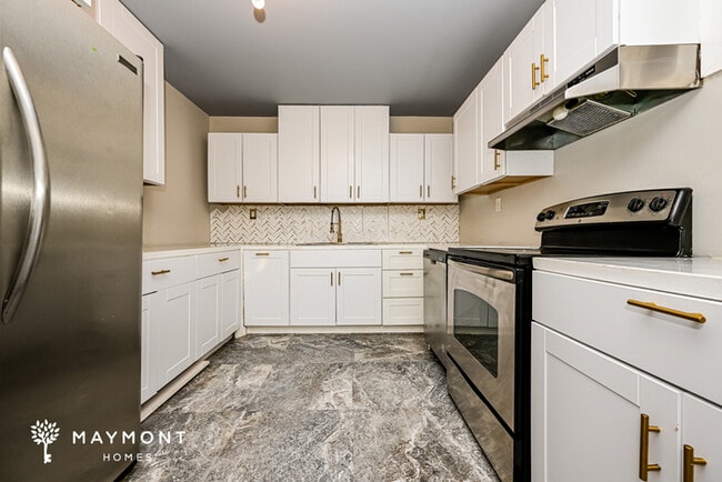 Photo - 766 Cascade Dr