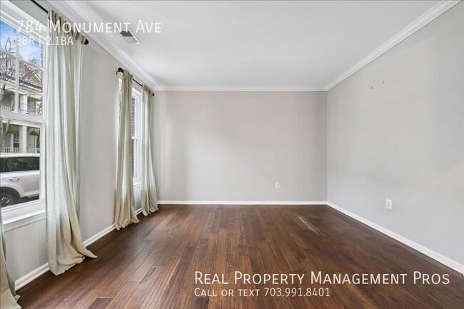 Photo - 784 Monument Ave