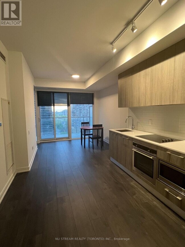 Photo - 3 Gloucester St Unit 1610