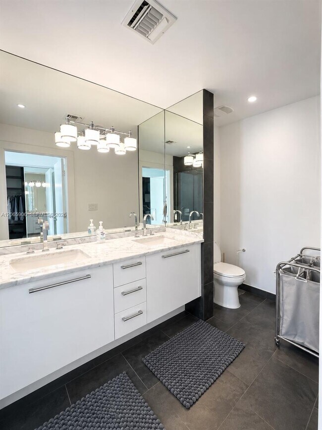 Photo - 900 Biscayne Blvd Unit 4410