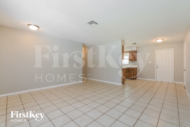 Photo - 928 N Rossiter St