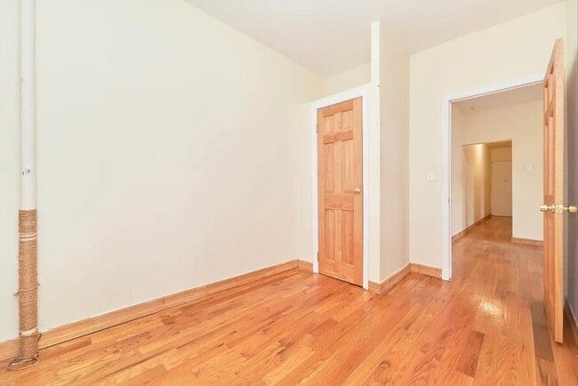 Photo - 501 W 135th St