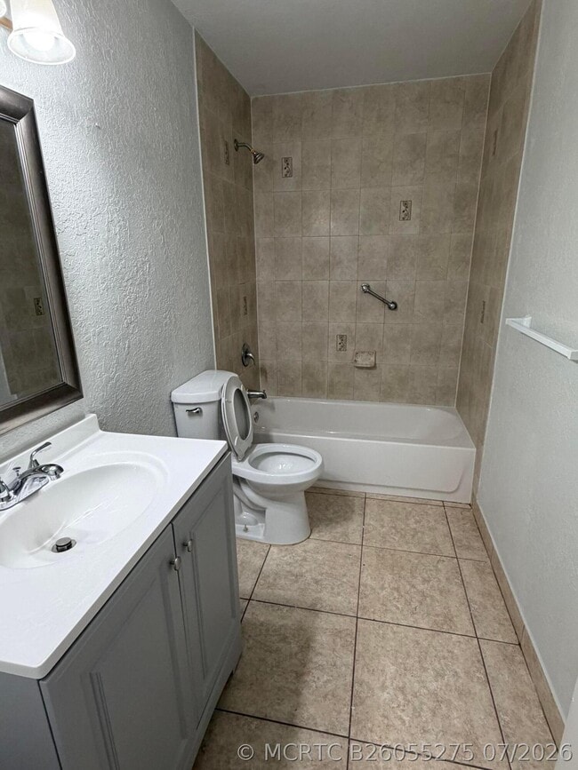 Photo - 5572 SW 6th Ct