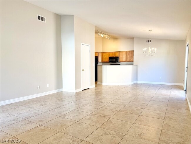 Photo - 2717 Sonador St