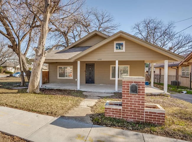 Building Photo - Charming 3-bedroom, 1-bath home near the B...