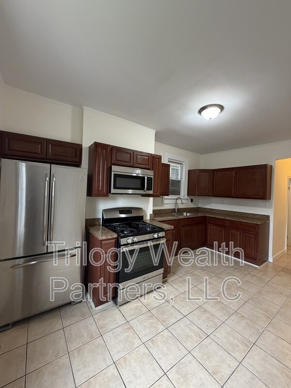 Photo - 58 S 13th St Unit Apt 2
