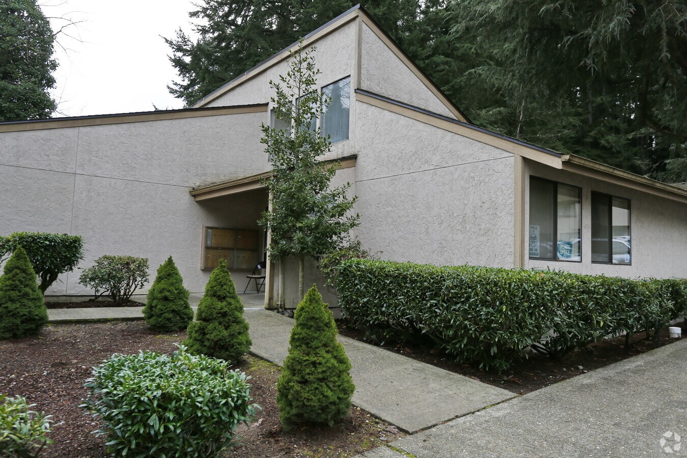 Photo - Marion Court Apartments