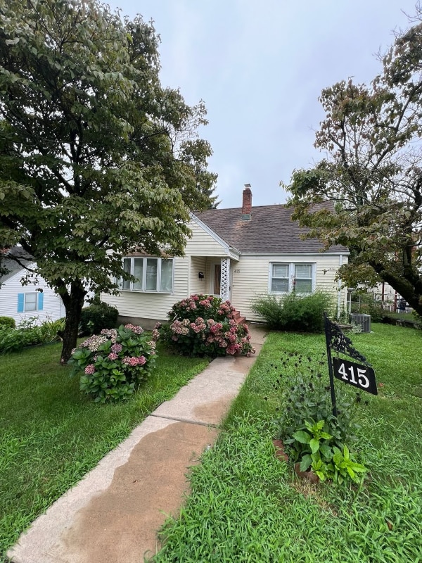 Building Photo - 415 Clark St