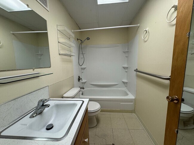 Photo - Madcap Lane 186/192 Unit 15