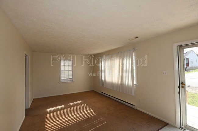 Photo - 204 North Juniper Ave