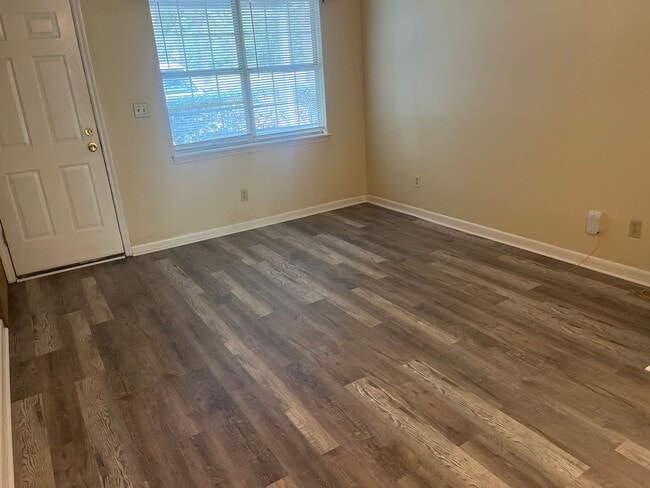 Photo - 2 Bed, 1.5 Bath Townhouse Unit 608-1