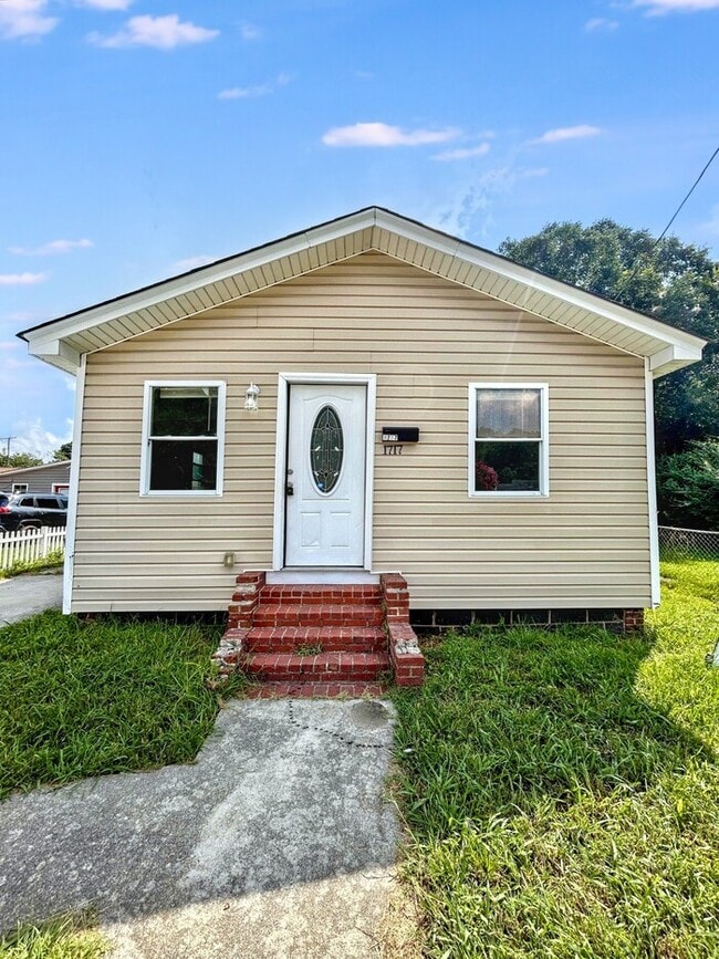 Building Photo - 1717 Arlington Rd Rental