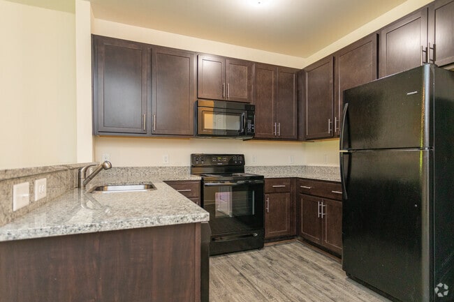 1BD, 1BA Kitchen Photo