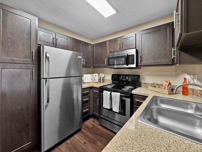 Photo - Tuscany Village