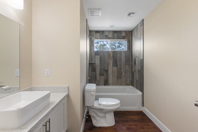 Photo - 1415 S 29th Ave