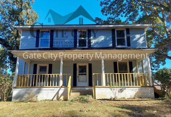 Building Photo - 1006 Holton Pl