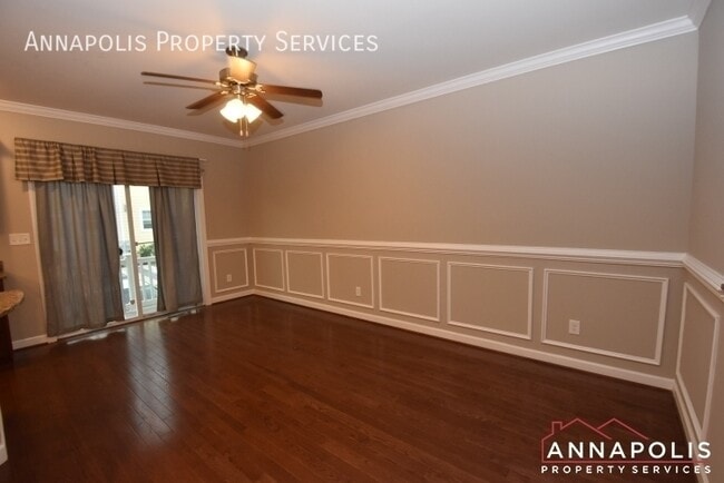 Photo - 102 Carraway Ln