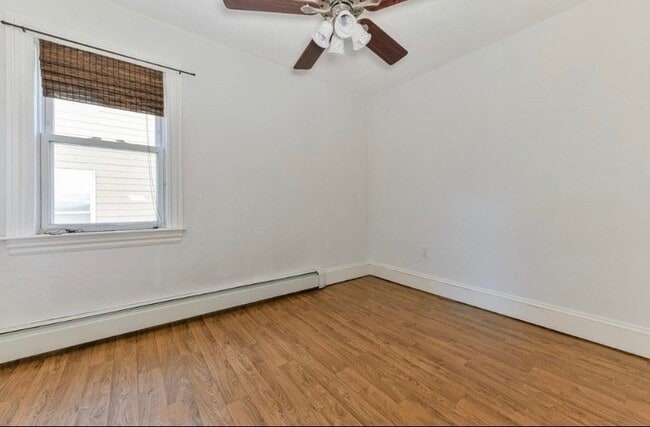 Photo - 154 Webster St Unit 2