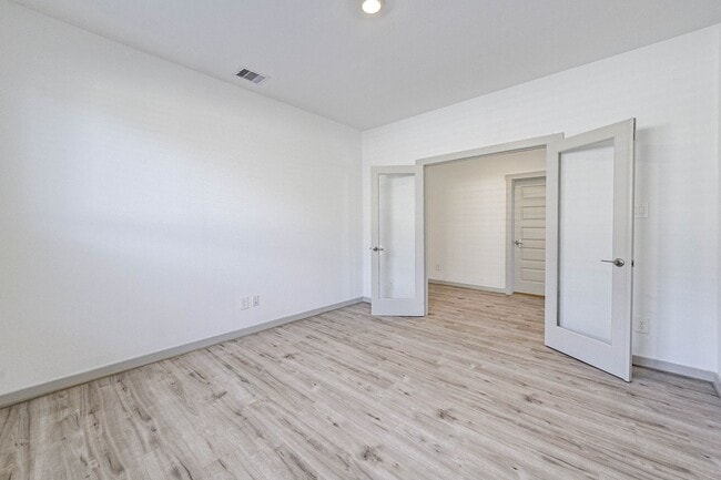 Photo - 3323 Polk Crk Dr