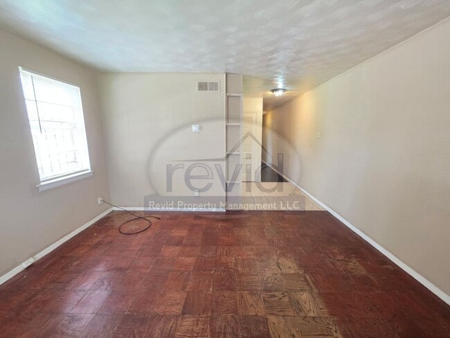 Photo - 2440 Charjean Cove Unit INVEST TN - 2438