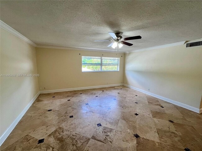 Photo - 1958 Monroe St Unit 203