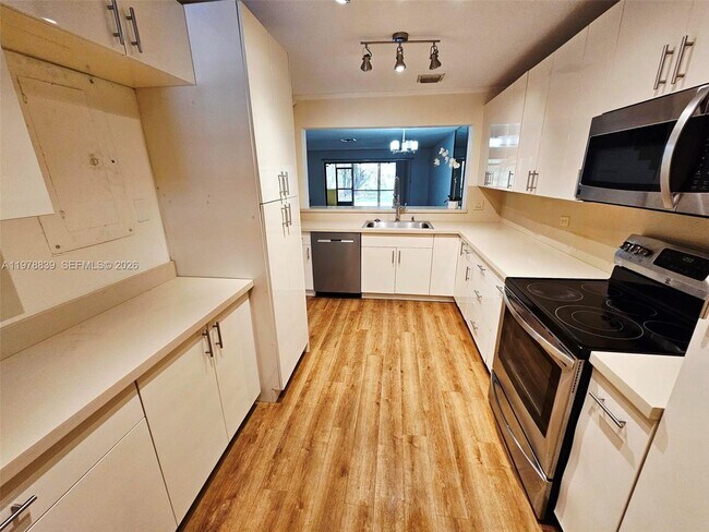 Photo - 3950 Estepona Ave