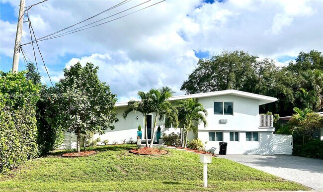 Photo - 2536 Flamingo Ln