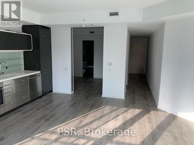 Photo - 45 Charles St E Unit 715